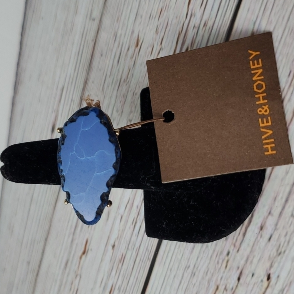 HIVE & HONEY SIZE 6.5 GOLD TONE RING BLUE STONE‎ SUMMER NEW